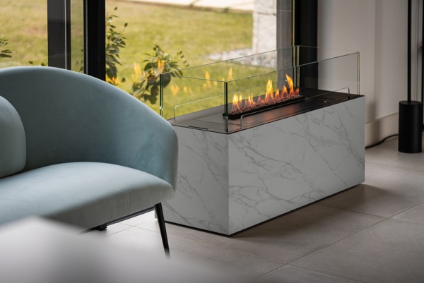 Calacatta_Fireplace_with_Neo_Burner_2500px_2